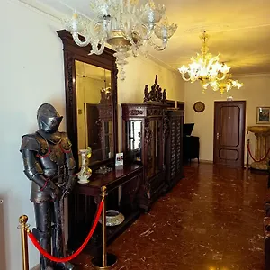 https://my-rialto-palace.hotelinveneto.com